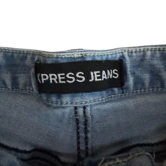 Express Women's Crochet Lace Hem Distressed Denim Shorts Size 2 - Picture 2 of 6